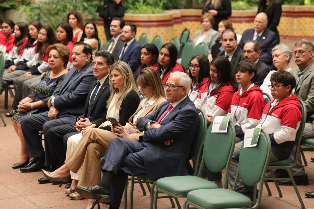 WhatsApp Image 2025-08-28 at 14.35.48 (1)