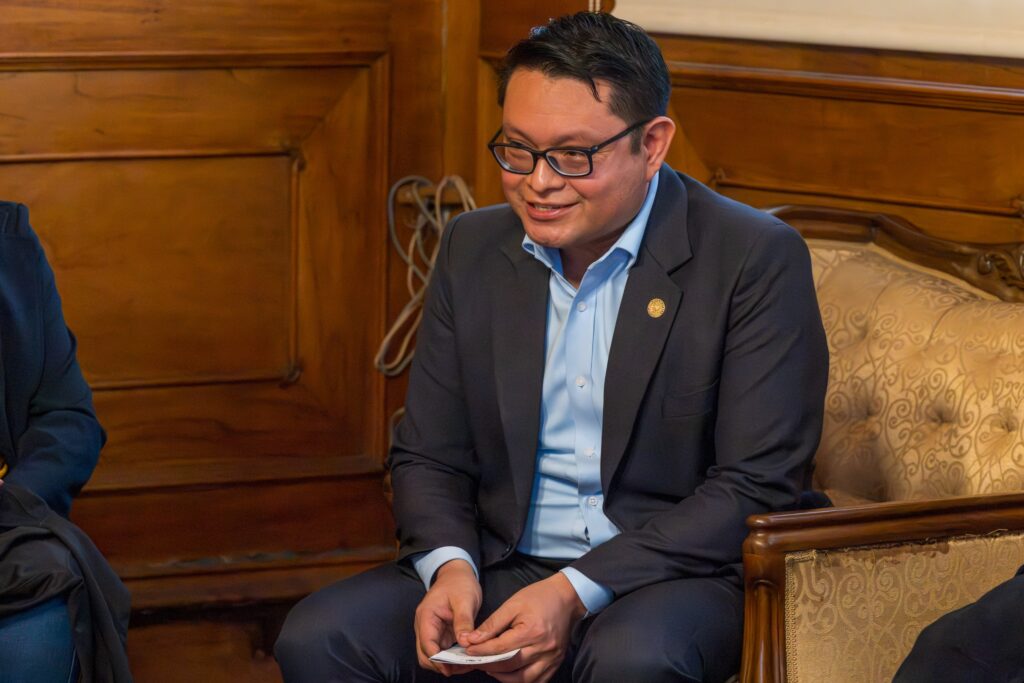 WhatsApp Image 2025-09-22 at 09.12.20 (3)