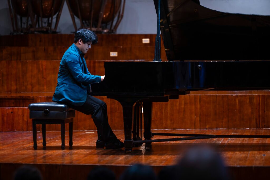 WhatsApp Image 2025-10-29 at 16.10.09