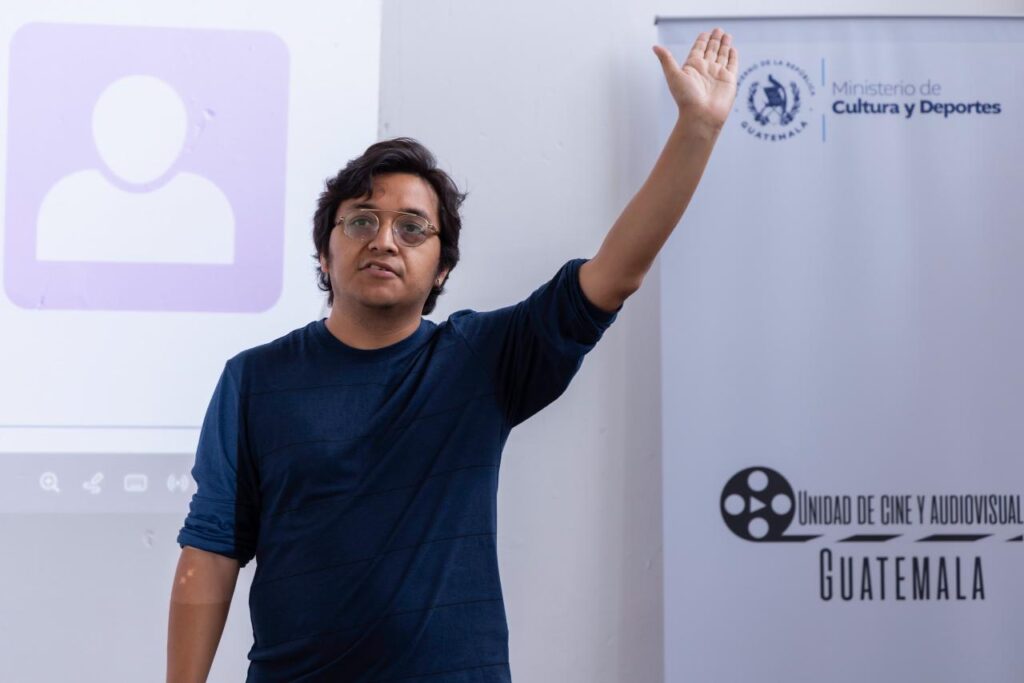 En este tercer taller de la Semana de la Creación Audiovisual se compartieron recursos valiosos para la creación de contenidos digitales.