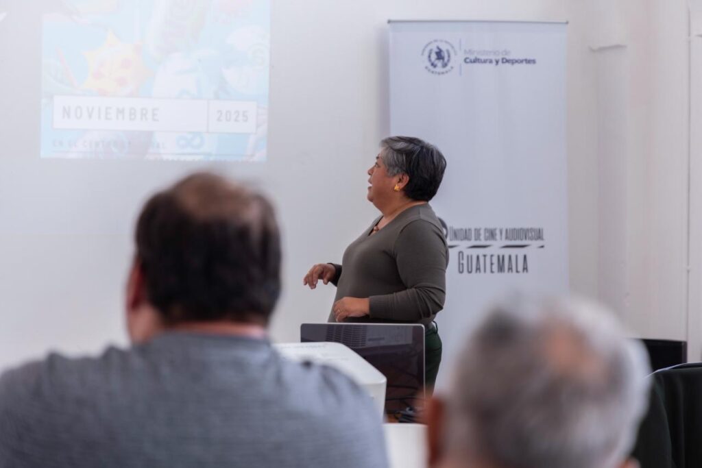 Desde la producción móvil hasta los algoritmos en las redes sociales son parte de las enseñanzas que se impartieron en "La Caballeriza" del Flamingo Histórico, zona 1, Ciudad de Guatemala.