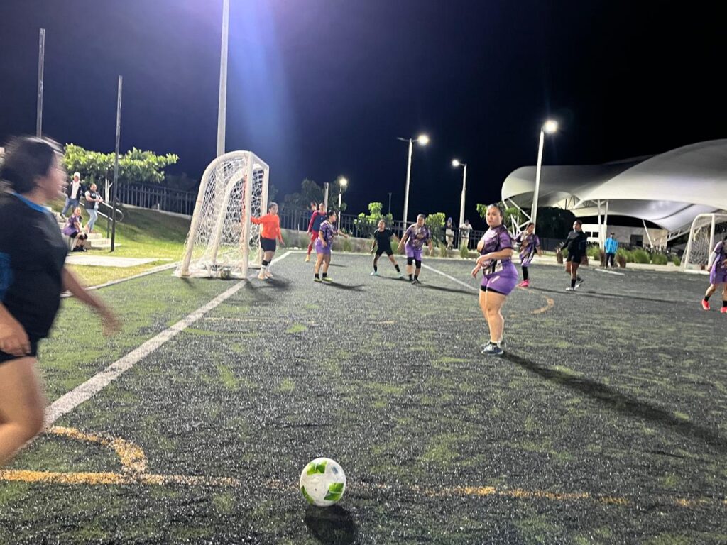 WhatsApp Image 2025-11-17 at 12.00.02