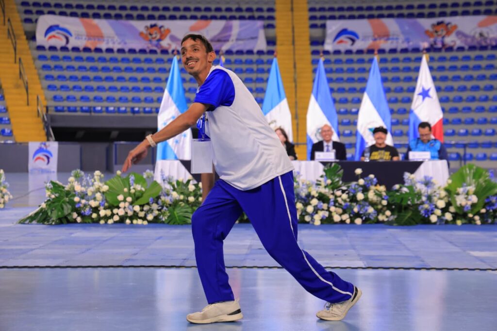 Carlos Alfaro, integrante del equipo de paratletismo de Costa Rica.