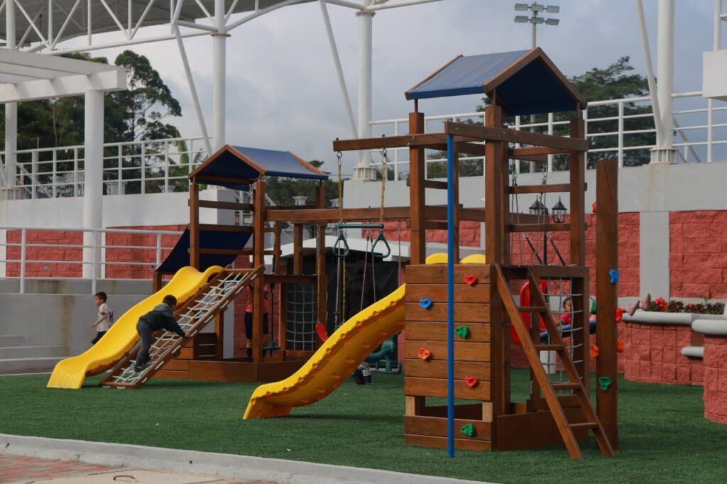 WhatsApp Image 2025-12-08 at 13.57.17