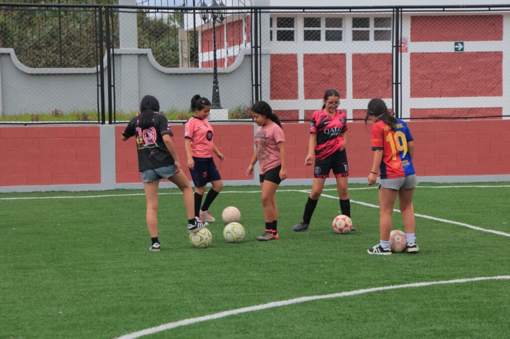 WhatsApp Image 2025-12-08 at 13.57.20 (2)