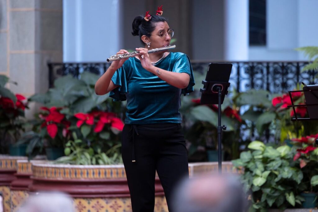 El repertorio incluyó la elegancia de Tchaikovsky con la ejecución de “Trepak” y “Marcha”, extractos de la suite de “El Cascanueces”.