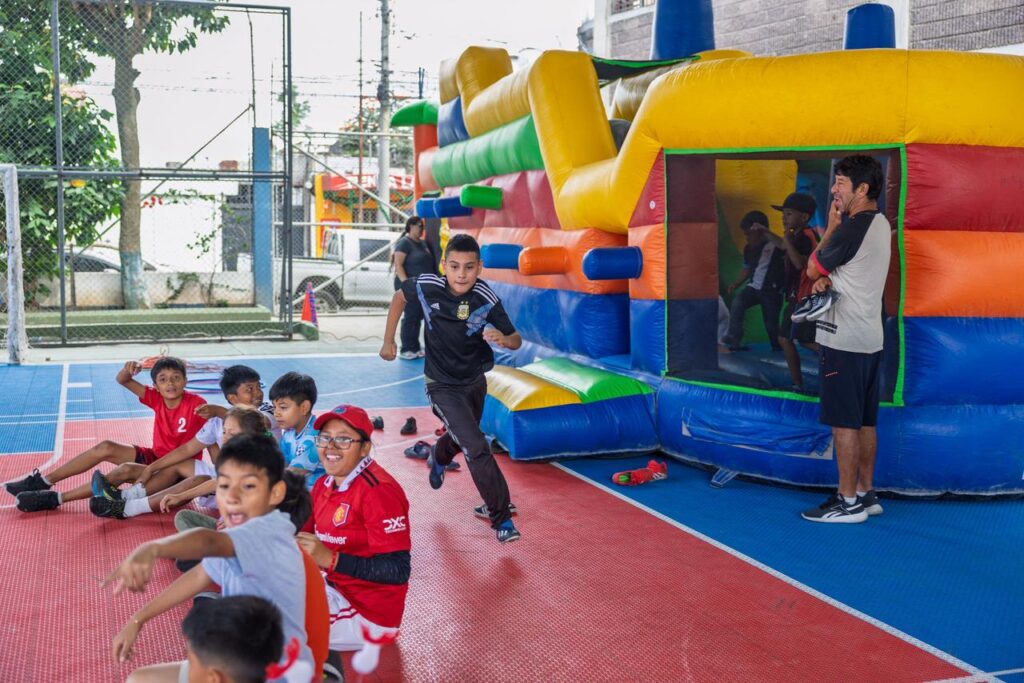 WhatsApp Image 2025-12-12 at 18.04.43