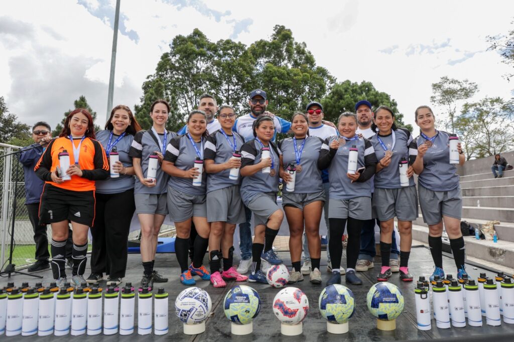 WhatsApp Image 2025-12-12 at 20.40.56 (4)